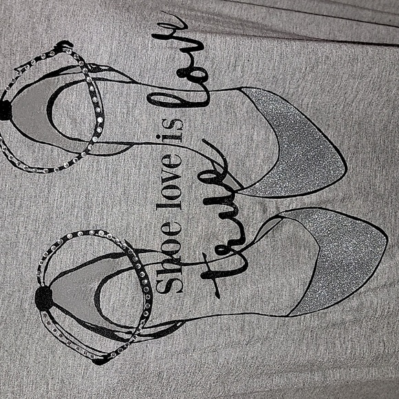 Apt. 9 women's XL sparkle shoe design short sleeve shirt gray - Picture 2 of 9